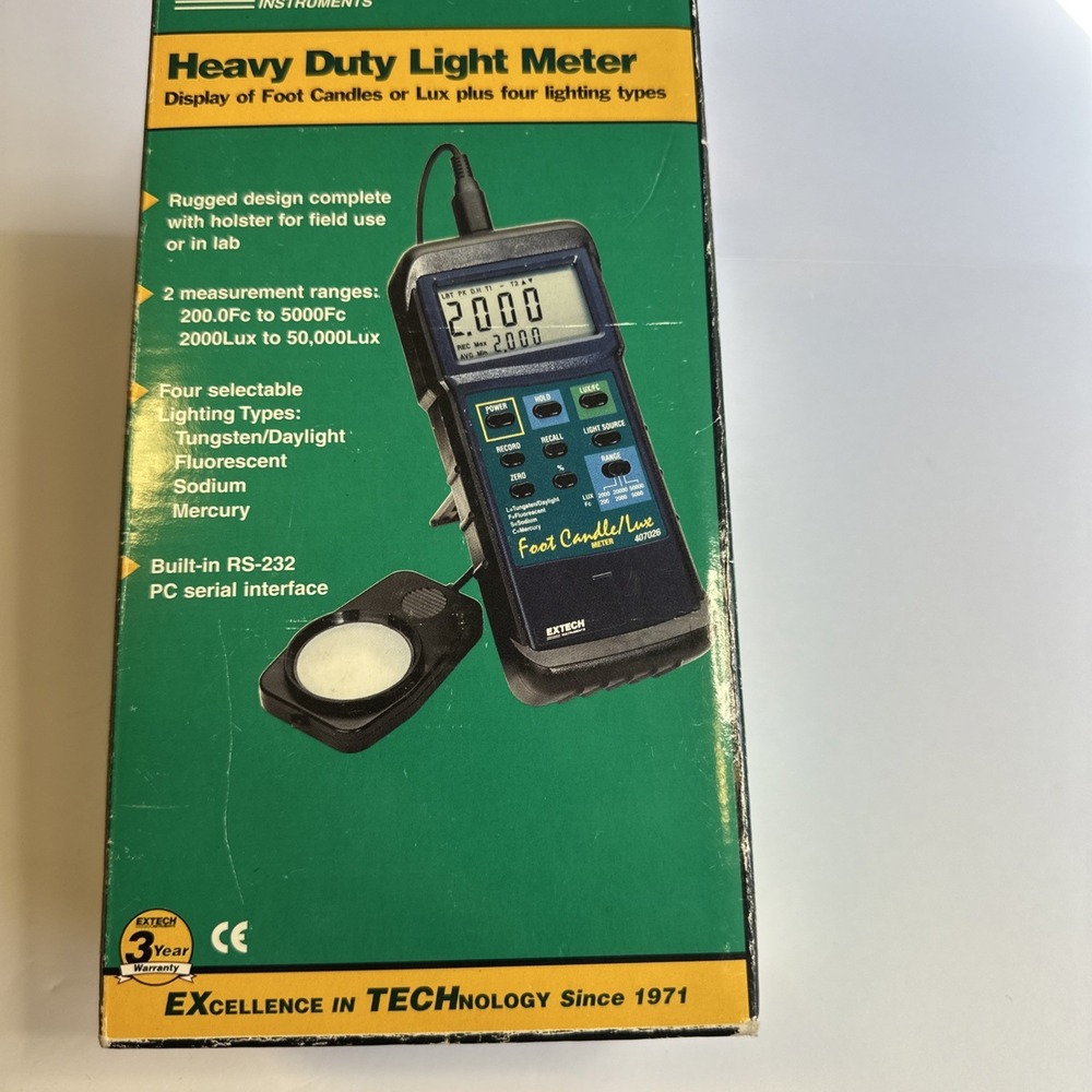 Extech 407026 Heavy Duty Light Meter with PC Interface